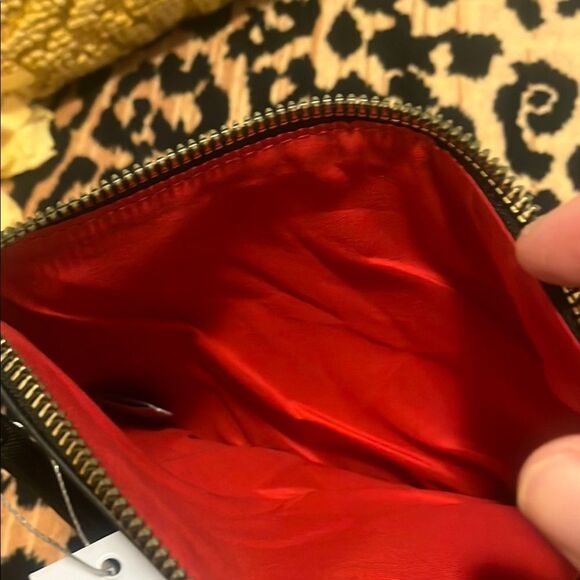 Marilyn Monroe Black Leather Wristlet Gold Hardware - Picture 6 of 7